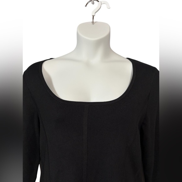NWOT, Reitmans, Plus-Size Black Sweater With Round Neckline, 2X - Picture 3 of 9